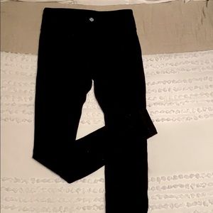 low rise lululemon leggings